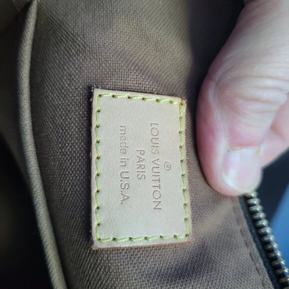 Authentic Louis Vuitton Popincourt Monogram Leather Canvas Handbag $1200 - Picture 11 of 14